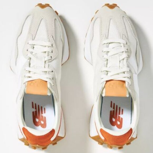 NWT New Balance 327 Retro 70s Sneakers in Sea Salt with Rust Oxide Size 6.5 - Picture 2 of 8